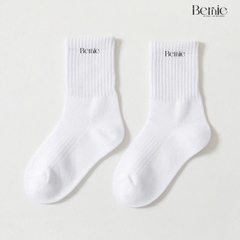 Tất logo chữ trơn bernie HL