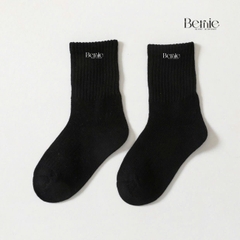 Tất logo chữ trơn bernie HL