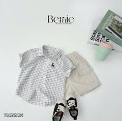 Áo sơ mi tay ngắn họa tiết caro màu trắng xanh phối hình thêu hươu size từ 9 tới 28kg BERNIE T0124A24