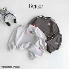 Set bộ thể thao tay dài phối màu chất da cá họa tiết 92 cho bé trai size 1 đến 7 tuổi BERNIE T1024B03