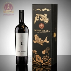 Hộp quà 1 chai rượu vang đỏ Three Dreamers (Hộp Sơn Mài)