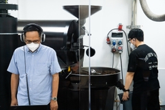 Cà phê rang Việt Nam - Liberica Luận & Lý - Rang Nhạt (Light Roast) - Blue in Green Coffee Roasters