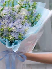 Bó Hoa Cẩm Tú Cầu 002 - Tone Xanh Phối Cỏ Ringbell