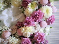 Kệ Hoa Chia Buồn 072