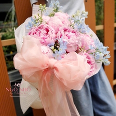 Bó hoa Mẫu Đơn/ Peony Sarah nơ hồng