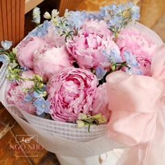Bó hoa Mẫu Đơn/ Peony Sarah nơ hồng