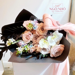 Bó Menta mix Lan hồ điệp & Sao xanh