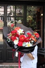 Bó thược dược đỏ mix tulip trắng