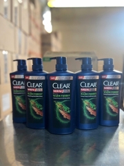 DẦU GỘI CLEAR MEN HƯƠNG PHONG LỮ & GỖ ĐÀN HƯƠNG 600G x 8 chai
