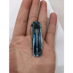VICTORINOX CLASSIC MÓC KHÓA ĐA NĂNG – Dao đa năng mini Victorinox Classic hàng cũ tuyển chọn