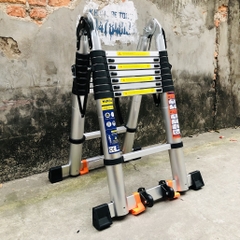 Thang nhôm rút gọn NiNDA ND-50AIS chữ A 2m5, có bánh xe tiện lợi