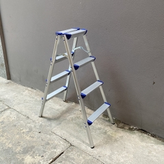 Thang ghế chữ A NiNDA ND-R04 loại 4 bậc, chất liệu nhôm cao cấp