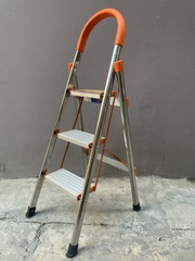 Thang ghế gia đình NiNDA loại 3 bậc, khung inox chắc chắn