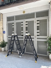 Thang nhôm NiNDA ND-405B gấp chữ M đen, cao 5m7