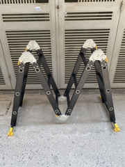 Thang nhôm NiNDA ND-403B gấp chữ M đen, cao 3m7