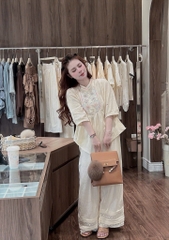 SET966- Bộ đũi lụa màu be thêu trước tay lỡ quần suông