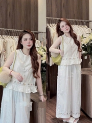 SET963-  SET ĐŨI TRẮNG THÊU GẤU PHỐI BÈO QUẦN SUÔNG