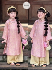 bt829- Bộ áo dài bé gái màu hồng quần vàng lụa vân chìm