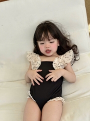 BT482- Bộ bikini đen phối bi bé gái liền mảnh