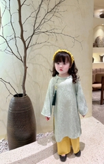 Bt750- Bộ áo dài bé gái cách tân cổ tròn xanh quần vàng tặng kèm bờm tóc