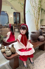 BT748-Áo dài cách tân bé gái phối ren tặng kèm bờm tóc 2 màu đỏ hồng