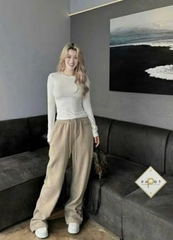 A380-Áo thun díp dài tay cổ tròn thêu 3 màu