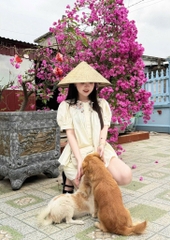 SeT969- Set thêu cộc trước ngực dáng BBD màu be