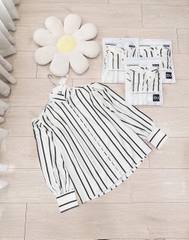 A146-Áo somi nữ cổ tay kẻ đen tay bồng đính cúc ngọc