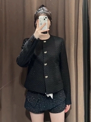 A153-ÁO khoác dạ đen đính nơ cổ tròn ZR