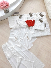 SET444-Set pháp phục trắng gấm lụa phối cúc tết