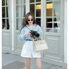 SET718-Set áo sơ mi kẻ xanh phối quần short ly