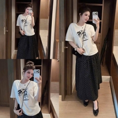 SET919-Set áo thun trắng mickey phối chân váy đen bi