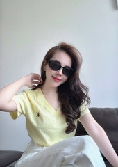 🍀 SEt920- SET CÔHC  VÀNG CỔ TIM LOGO THÊU QUẦN SHORtT 🌷