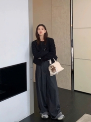 A153-ÁO khoác dạ đen đính nơ cổ tròn ZR