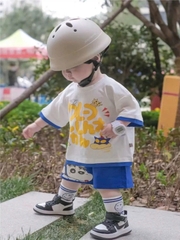 BT818-Bộ áo thun trắng cộc tay kèm quần short xanh Shin Bút Chì cho bé