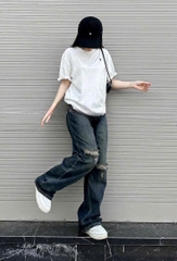 QUAN014-QUẦN JEANS SUÔNG RÁCH 2 BÊN MÀU ĐẬM