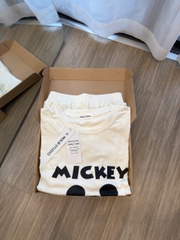 SET1019-Set áo thun dài mickey phối quần cộc be