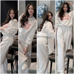 Set833- Set nỉ xám chữ hồng dáng quần bom