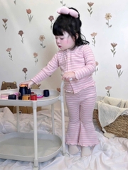 BT1036- co,bo 2 bộ tăm loe dáng dài bé gái