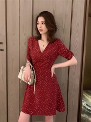 Đầm đỏ chấm bi dáng ngăn cutout sau lưng