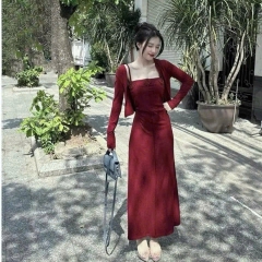 SET393- Set áo cadigan đỏ phối váy 2 dây đính hoa