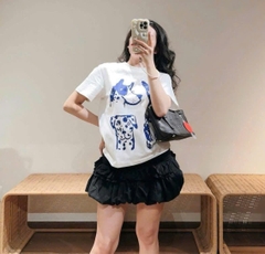 A331- Áo thun trắng dáng suông in hình cún xanh