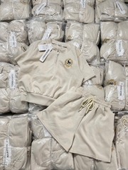 SET910-Set áo thun nỉ kéo khoá phối quần short màu be