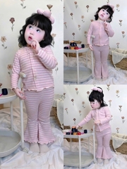 BT1036- co,bo 2 bộ tăm loe dáng dài bé gái