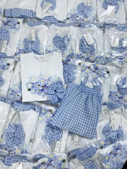 Set678- Set Áo phông mix chan vay xoè kẻ xanh kèm khăn