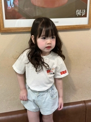 A237- áp phông trắng mẹ con  dịp lễ Yêu Nươc