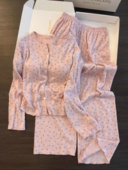 Set822- Set pijama mặc nhà màu hồng hoạ tiết hoa đen có sẵn đệm ngực