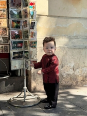 Bt813- Bộ áo dài gấm xanh- Đỏ mix quần kaki đen