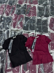 A232- Áo cộc tay cổ V có đệm vai 2 màu đen, đỏ