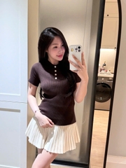 A745-Áo len cộc màu nâu cúc tròn cô đức CAMILLA